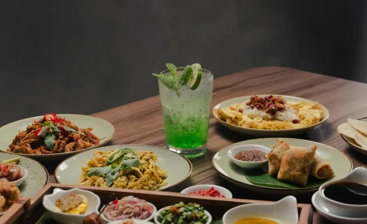 Why Is Middle Eastern Cuisine Perfect for Sharing?
