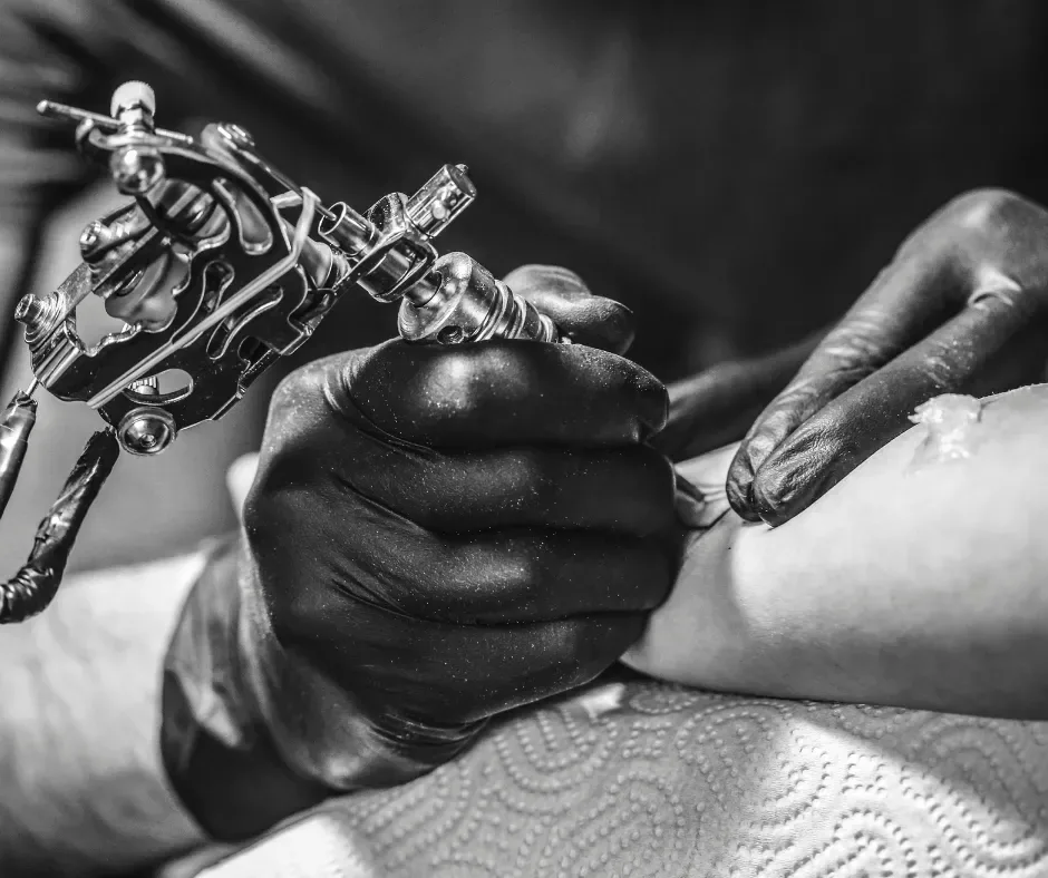 Graphic Tattoo Artist Guide: Finding the Best Tattoo Style & Animal Tattoo Inspiration in the USA