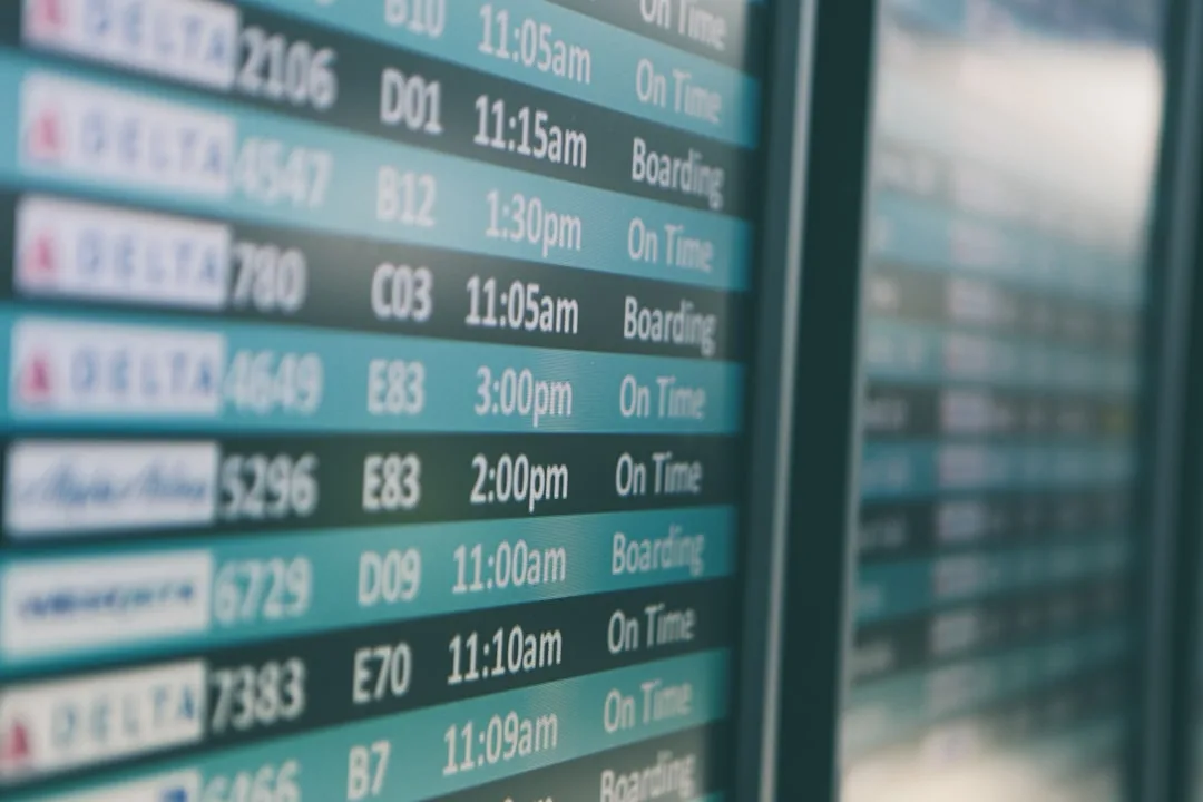 Cheap Flights from Abbotsford to Toronto: Compare Prices & Save in 2026