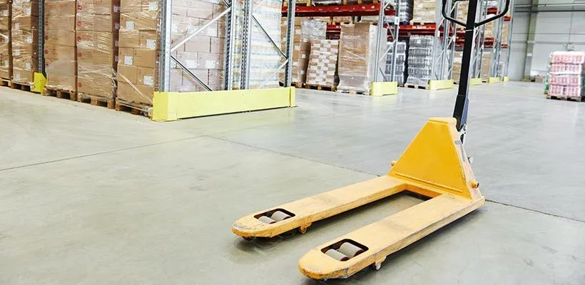 Hand Pallet Truck That Simplifies Heavy Tasks
