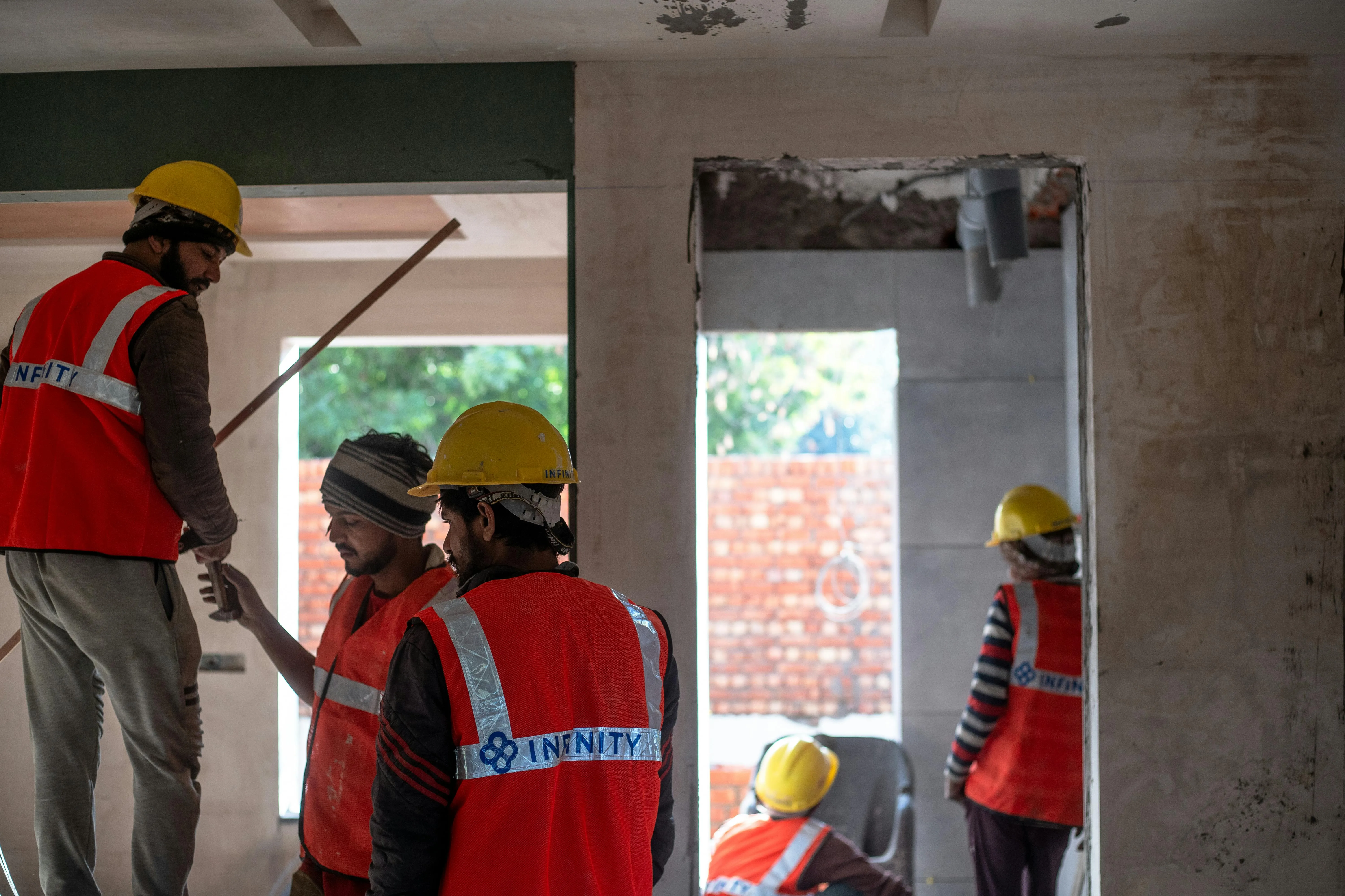 How Strong Contractor Relationships Improve Project Outcomes