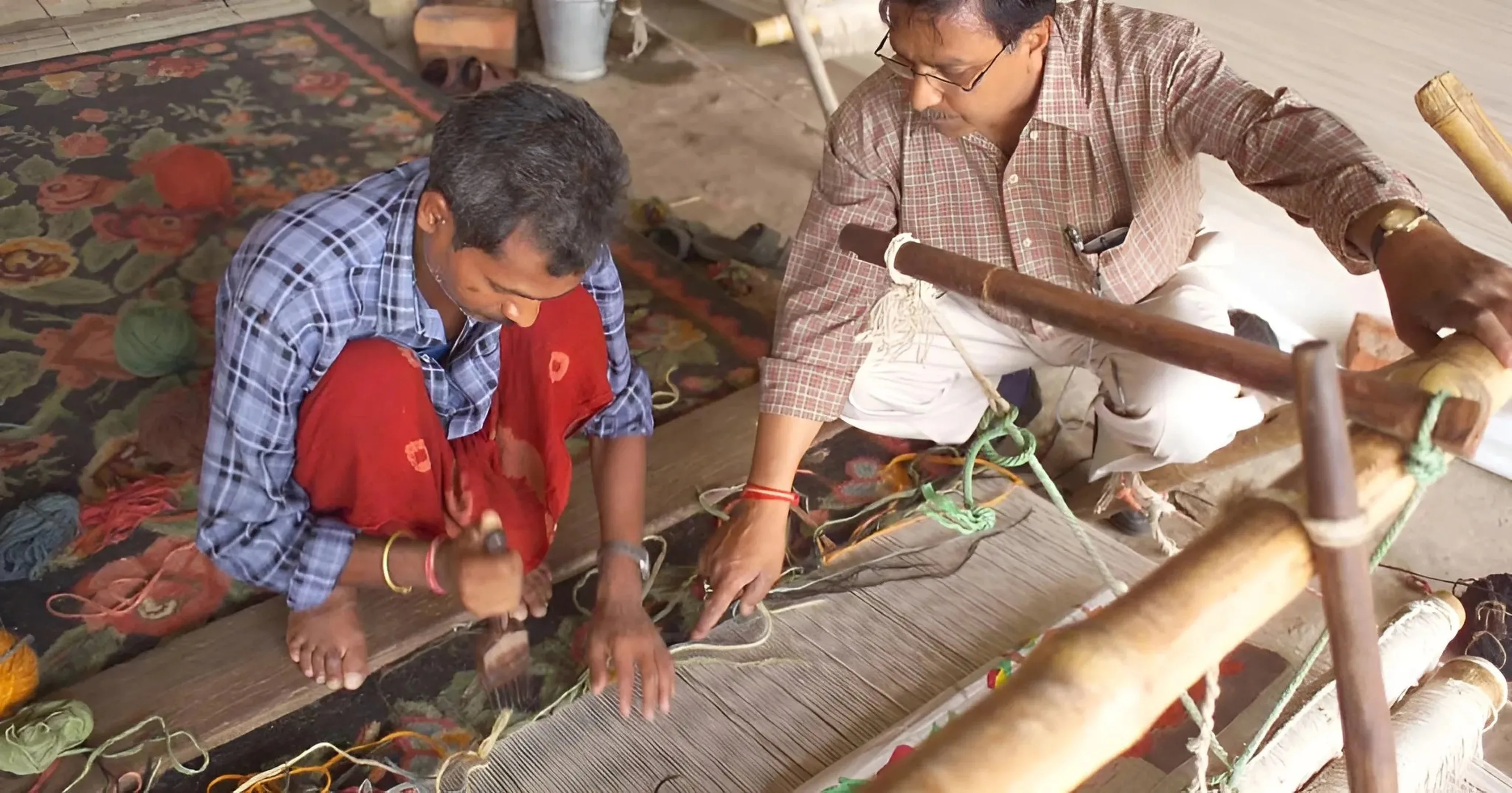 Why Handmade Cotton Rugs Are Ideal for Modern Homes