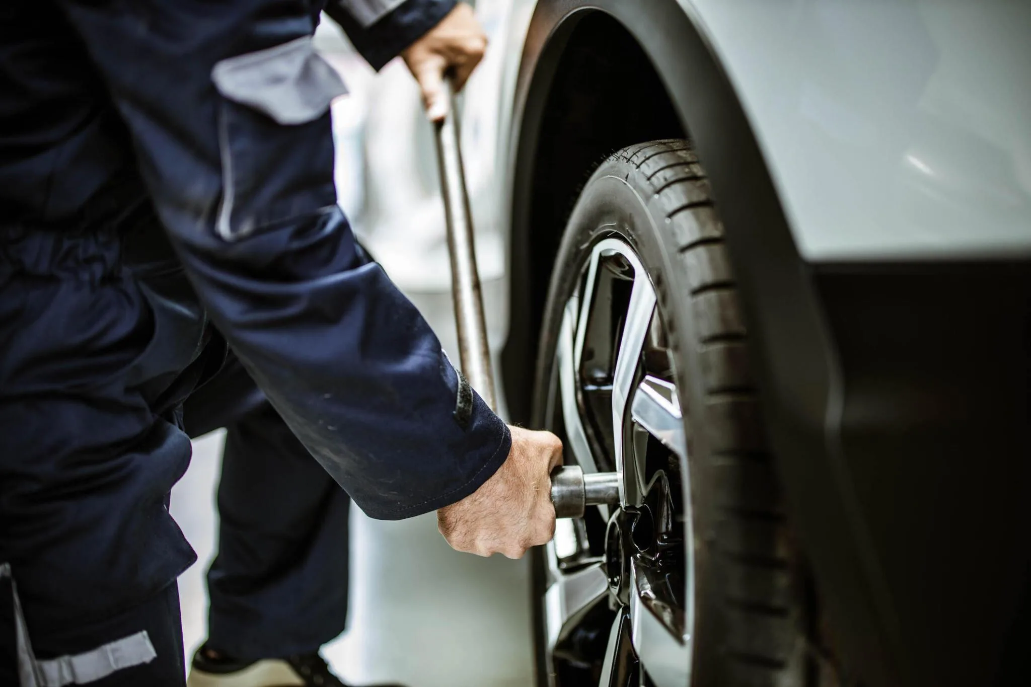 Mobile Tyre Fitting in Slough – Professional Tyre Services at Your Location