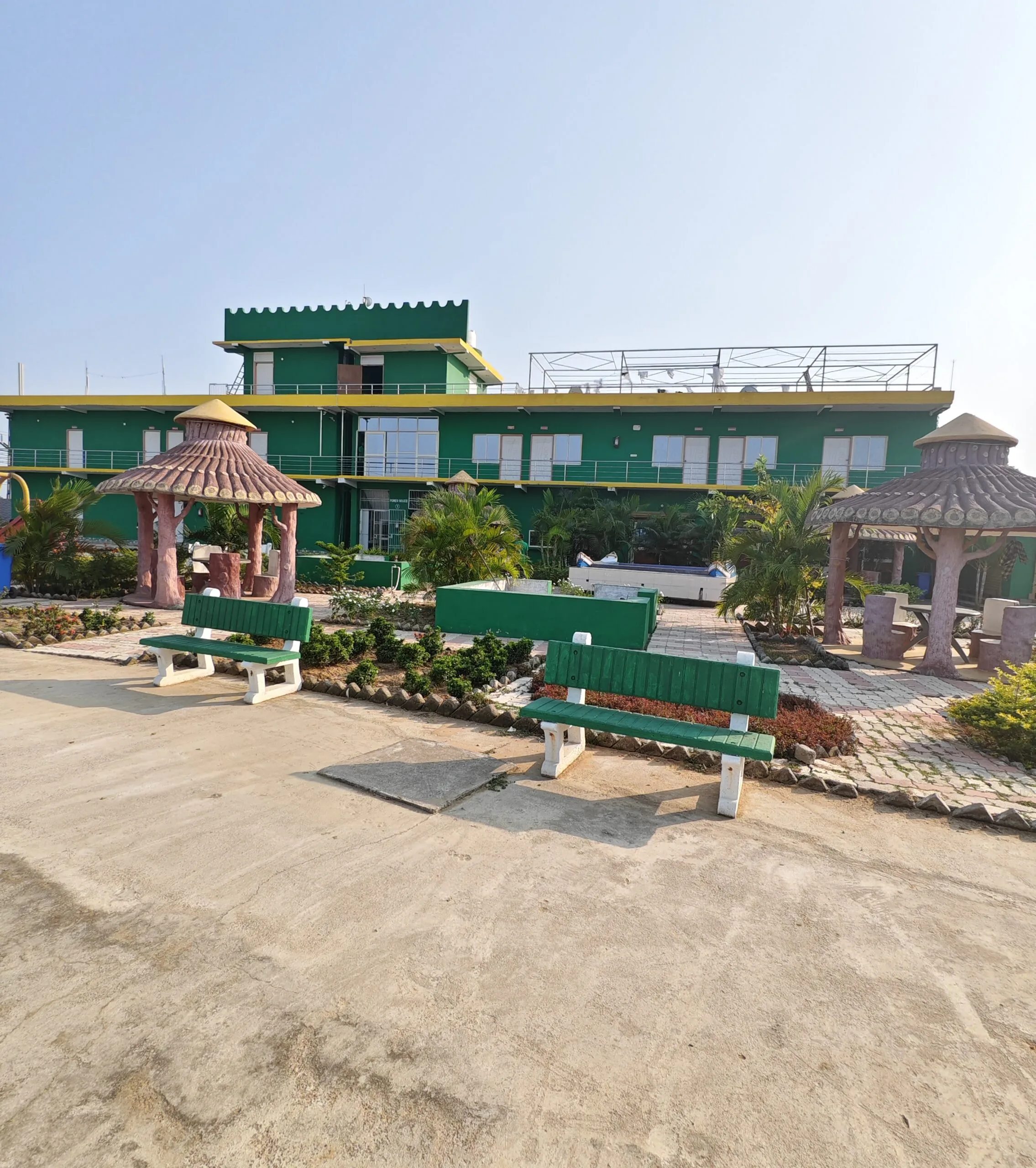 Top Restaurant in Bhitarkanika for Delicious Local Cuisine