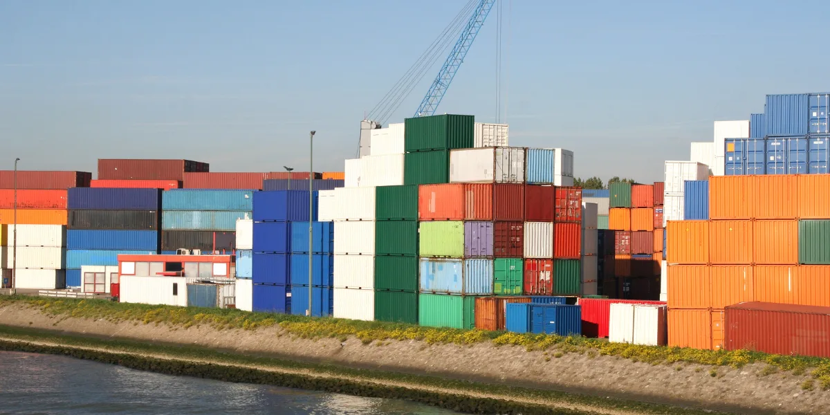 Container Transport Rotterdam – Effiziente Lösungen für moderne Lieferketten