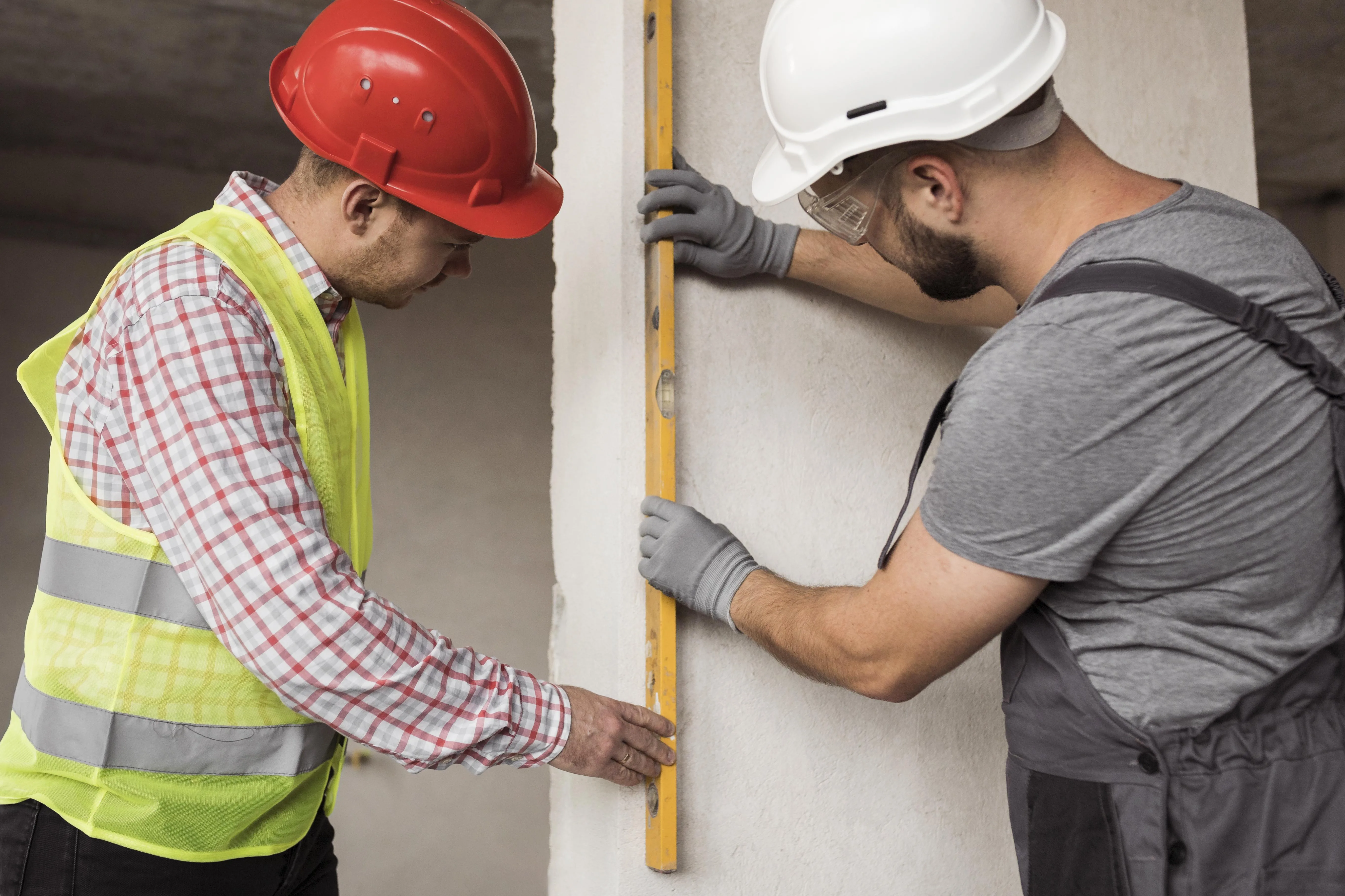 Why Professional Drywall Insulation Contractors Matter in Custom Homes