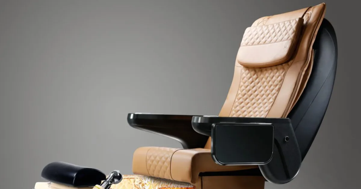 Why Ergonomics Matter When Choosing a Brow Chair