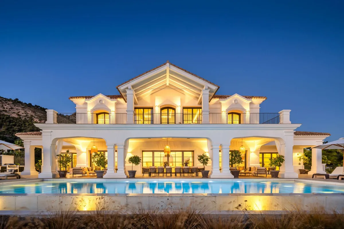 Luxury House Marbella: Discover Exclusive Homes with Avida Estate
