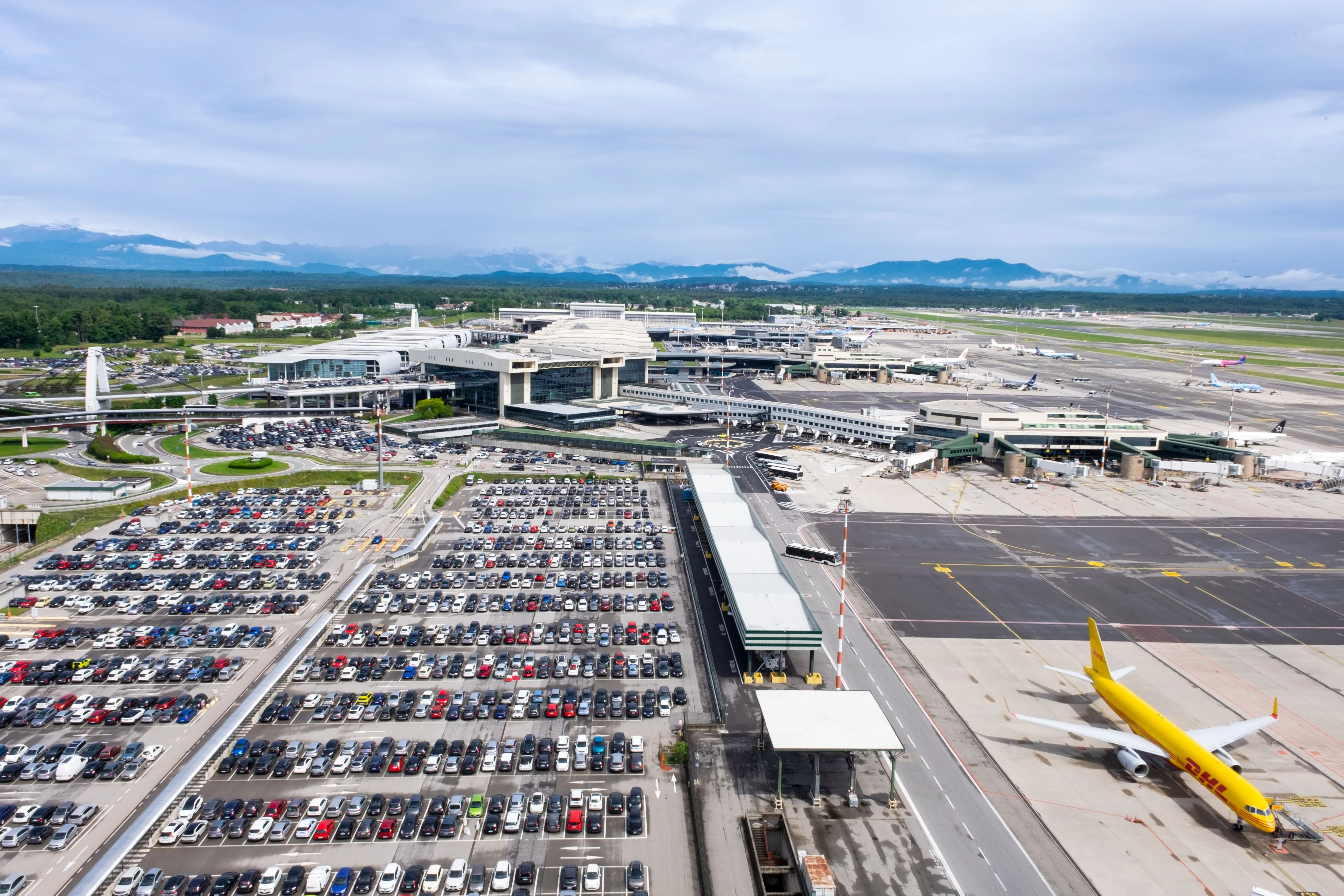 Airport Parking for Early Morning Flights: How to Make Your Departure Easier