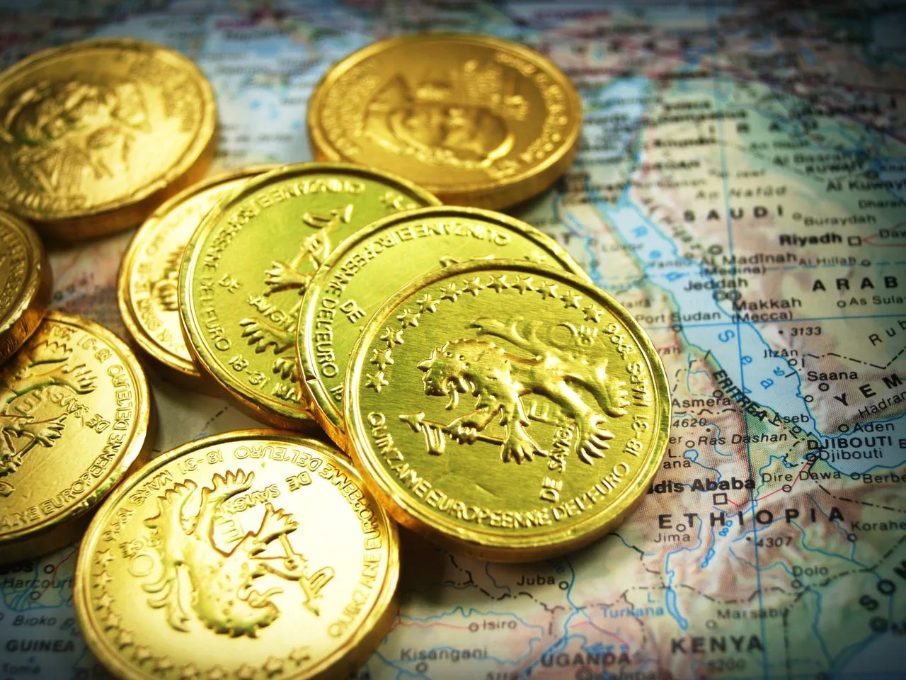 How Currency Exchange Rates Quietly Erode Cross-Border Wealth