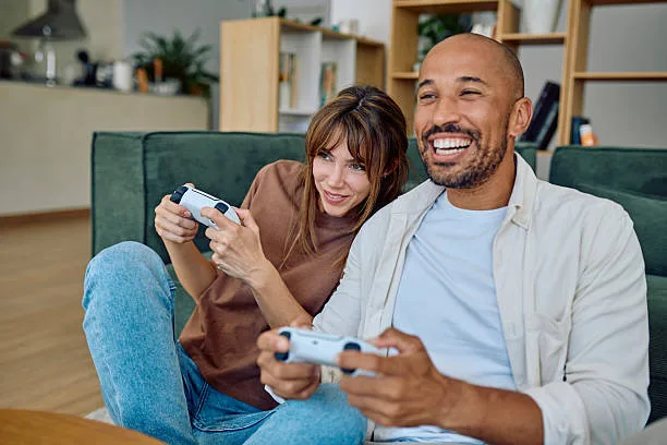 Latency Diaries: Gaming Across Moving Miles