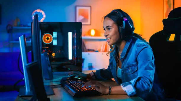 Online Gaming: Entertainment, Innovation, and Its Impact on Society