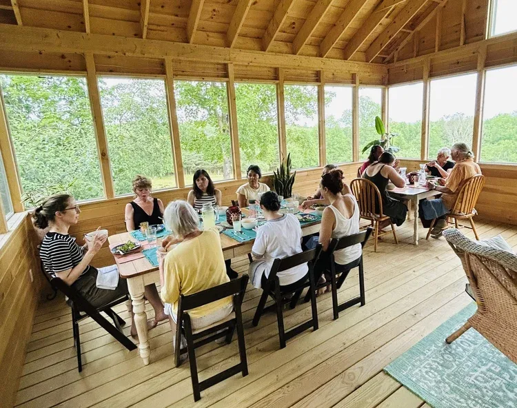How a Countryside Retreat in Maine Helps You Recharge
