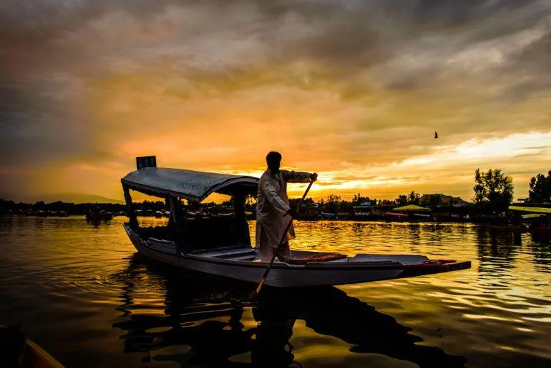 Kashmir Travel Guide for First-Time Visitors: Everything You Need to Know