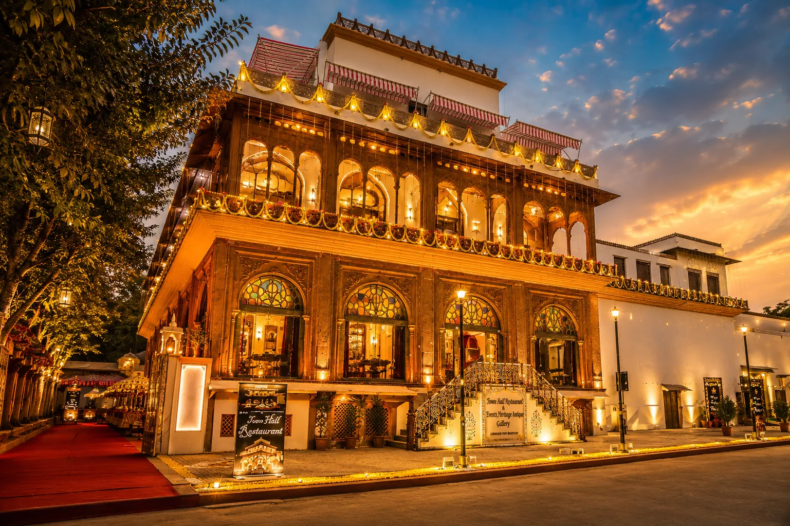 Which Dining Area Should You Choose at Townhall Restaurant—Indoor, Outdoor or Rooftop?