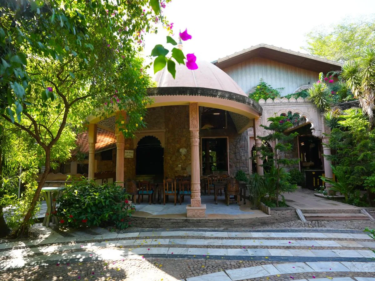 Why Is the Layout of Lohagarh Fort Resort Important for Privacy, Activities and Comfortable Movement?