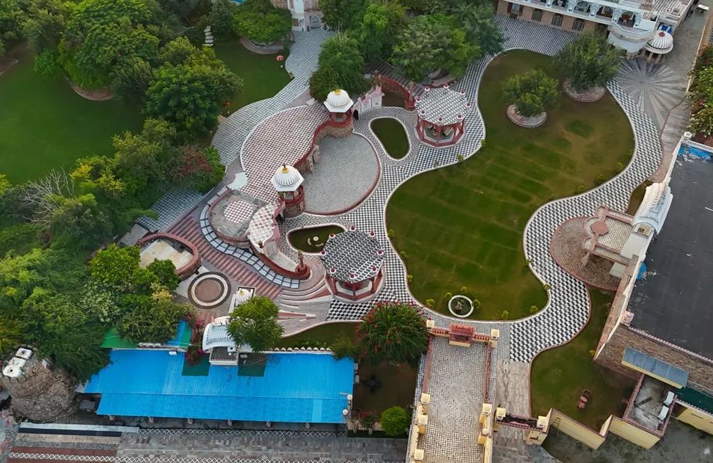 Why Families, Wedding Couples & Luxury Travelers Are Choosing Lohagarh Fort Resort for the Ultimate Jaipur Escape