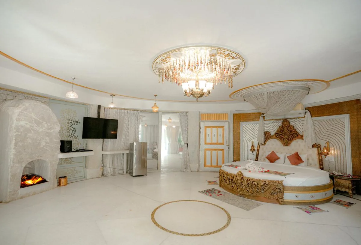 How Can Families Plan a Complete Two-Night Holiday at Lohagarh Fort Resort?