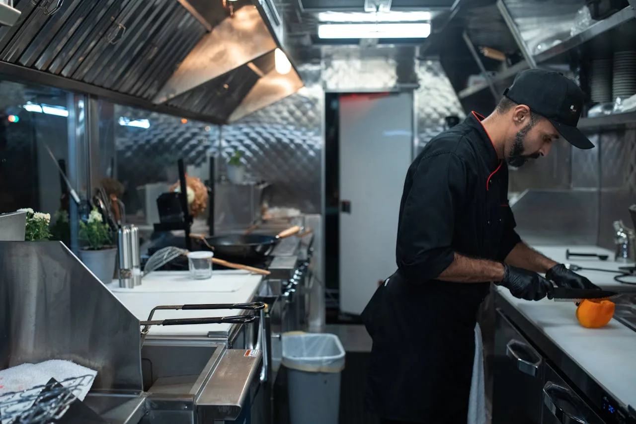 Stainless Steel Beyond the Kitchen: Restaurant Design Upgrade