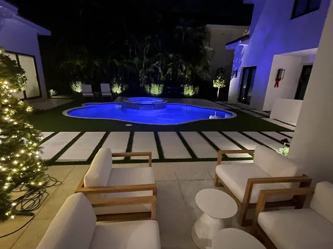 What Makes Pool Builders West Palm Beach Worth Hiring? Now