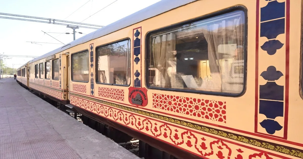 Palace on Wheels: A Complete Guide to the Luxury Train in the World & One of the Most Expensive Train Journeys