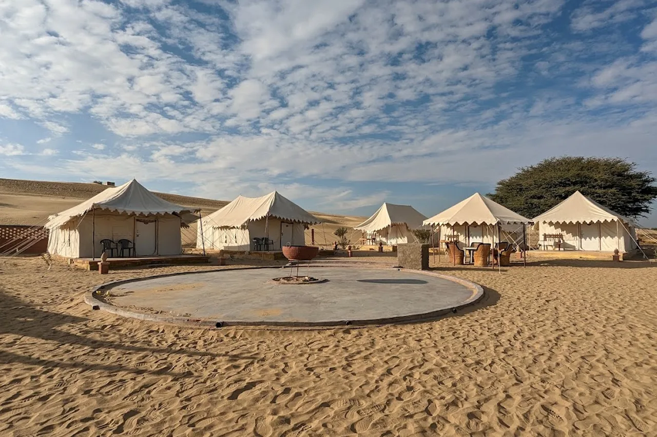 Lohagarh Desert Resort Jaisalmer – A Perfect Stay in the Heart of the Thar Desert