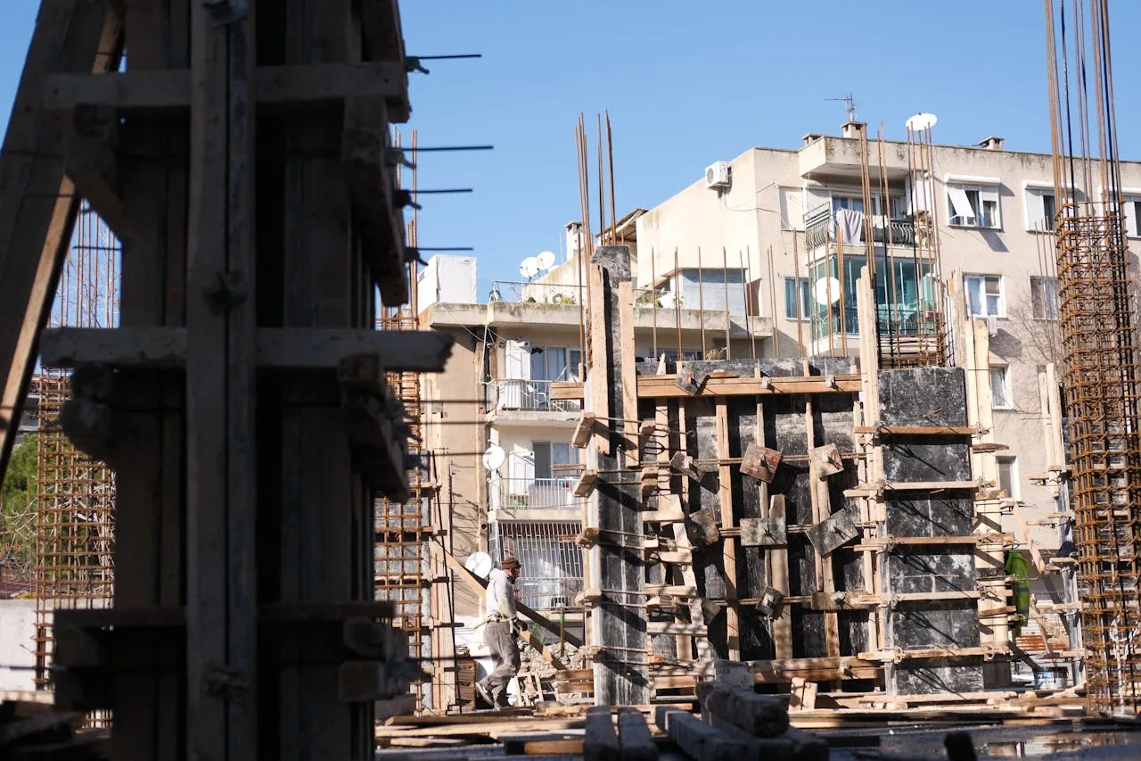 Construction Management for High-Value Infrastructure: Ensuring Excellence from Planning to Completion