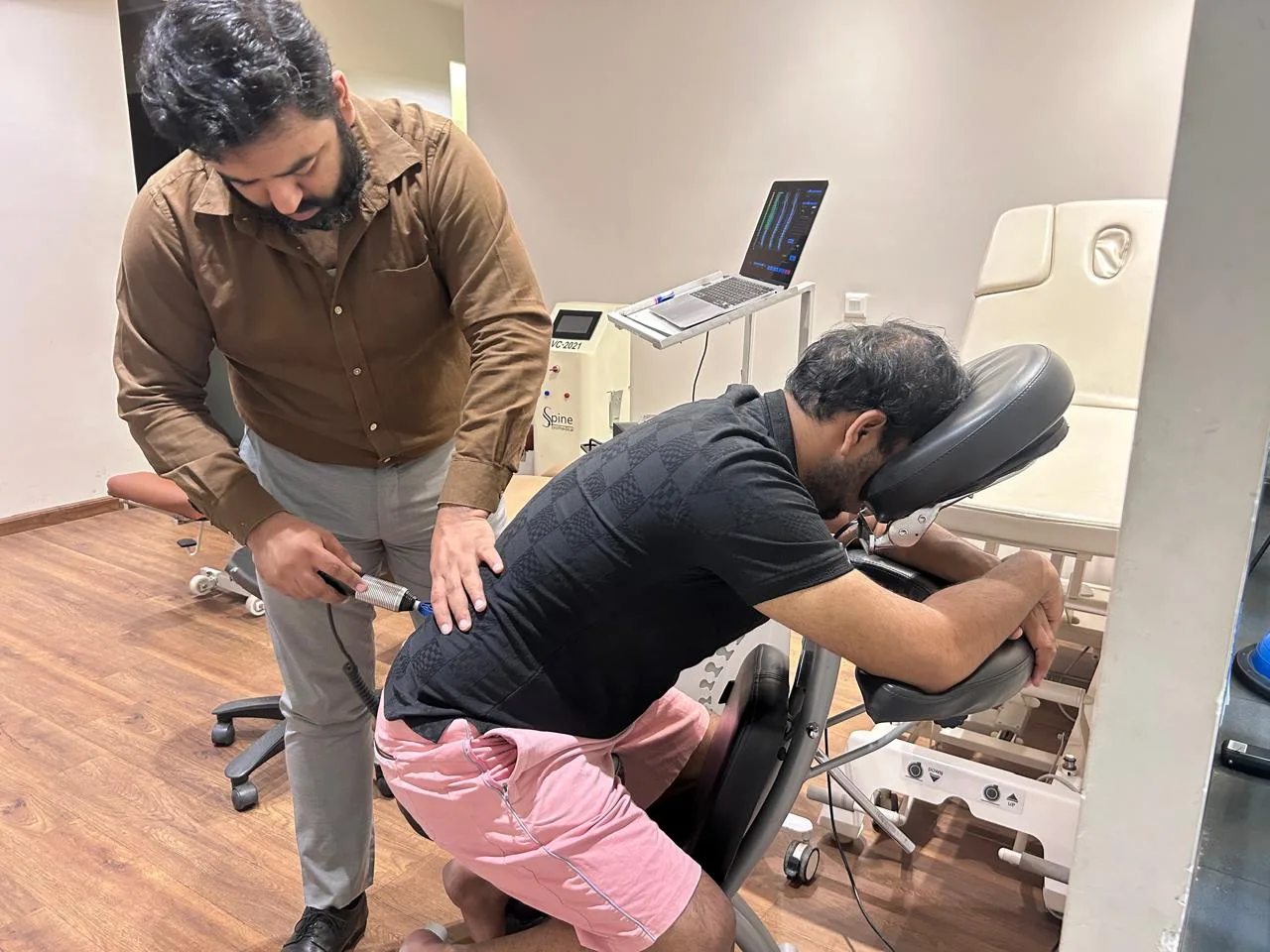 Back Pain Treatment in Gurgaon: How Exercise & Physiotherapy Help in Long-Term Relief