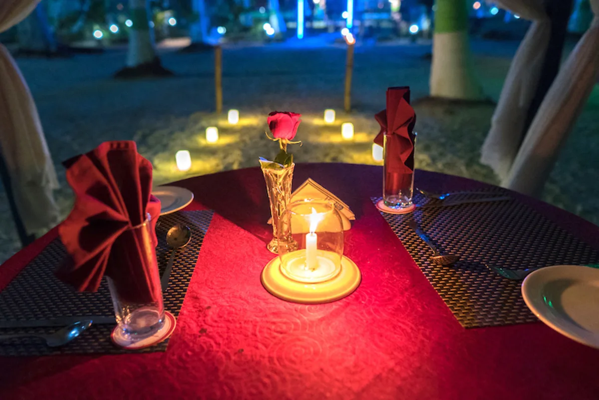 Make Your Romantic Evening Unforgettable with a Candle Light Dinner Photoshoot in Andaman
