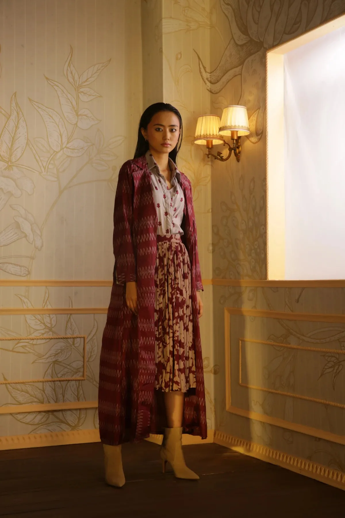 How Can You Style a Cape Set For Women for Different Occasions?