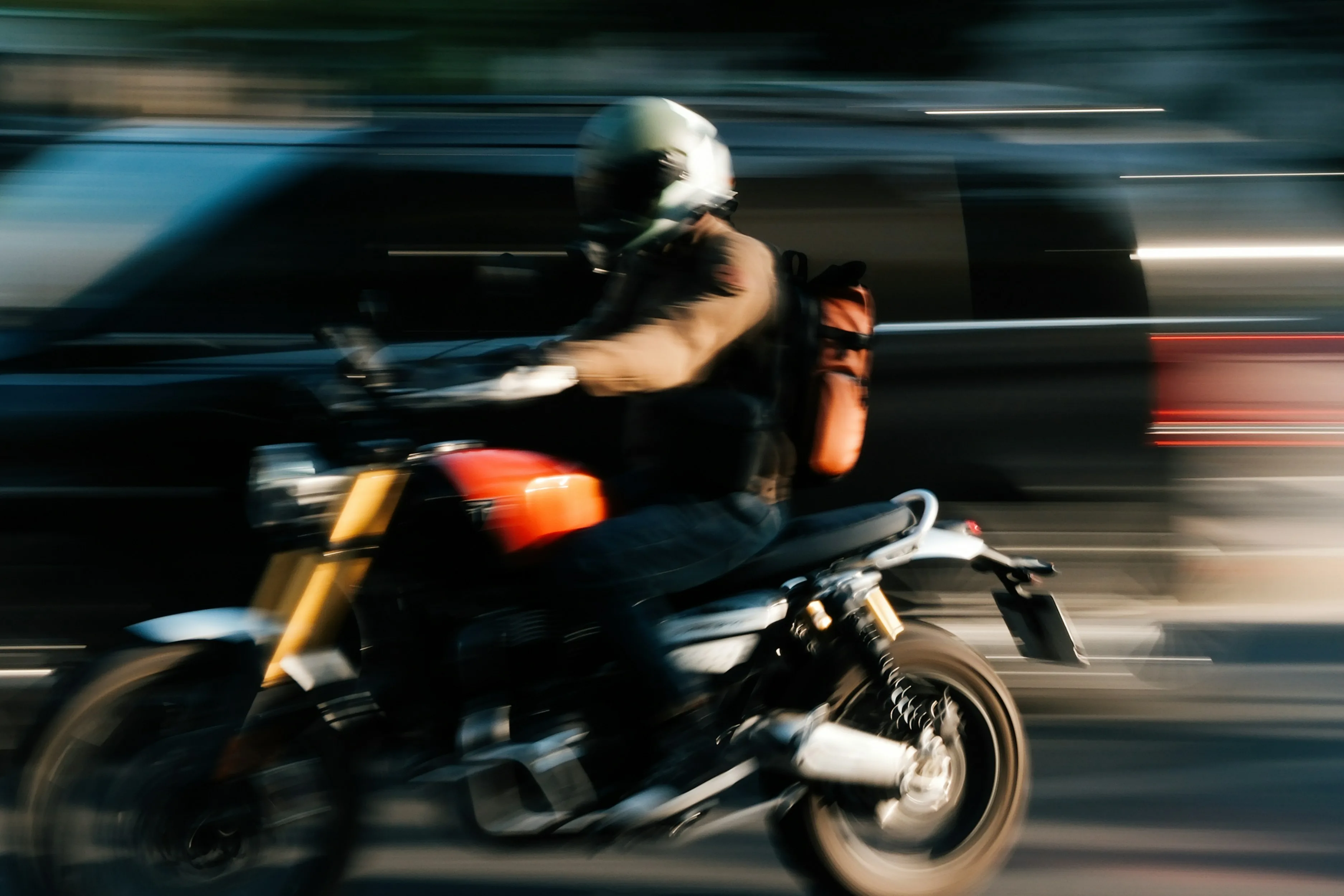 When Should You Hire an Uninsured Motorist Accident Lawyer?