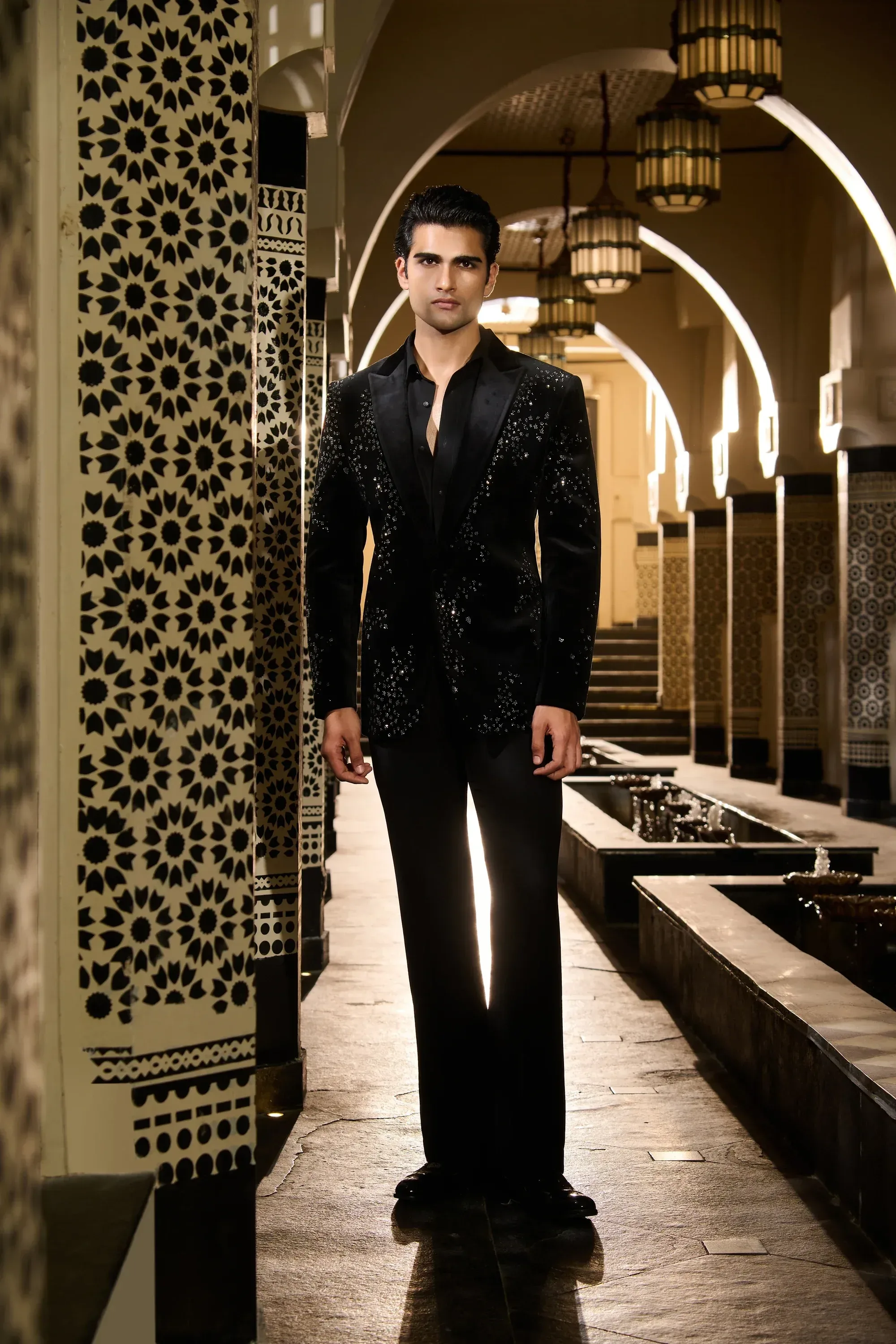 Buy Tuxedo Online for Your Wedding: A Complete Guide for Grooms & Wedding Parties | Contrast By Parth