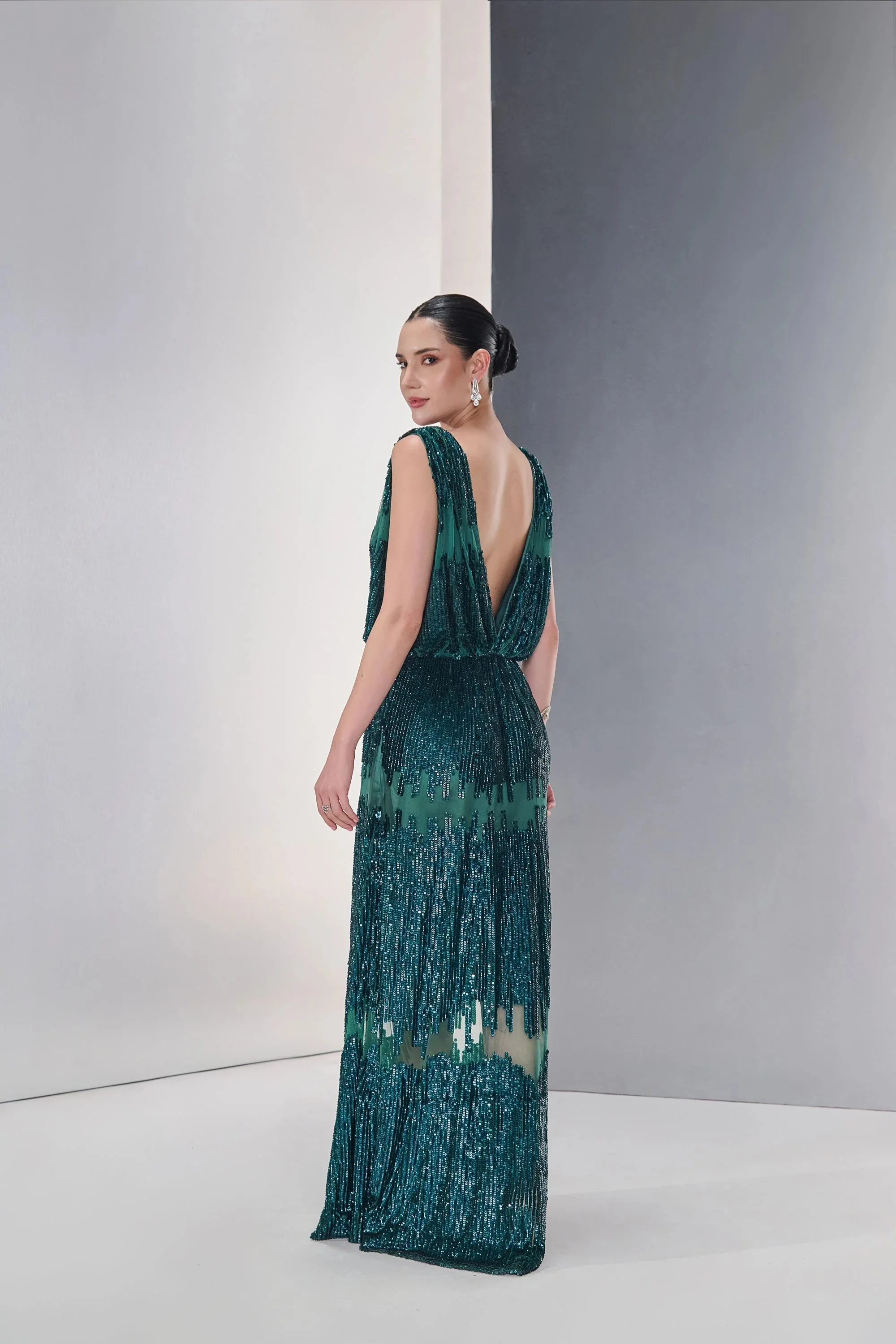 What Should You Know Before Choosing Wedding Gowns for Your Special Day?