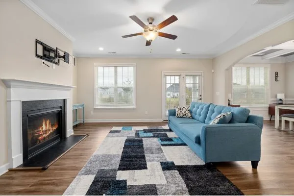 Small Ceiling Fan: How to Choose the Right Compact Fan for Your Space