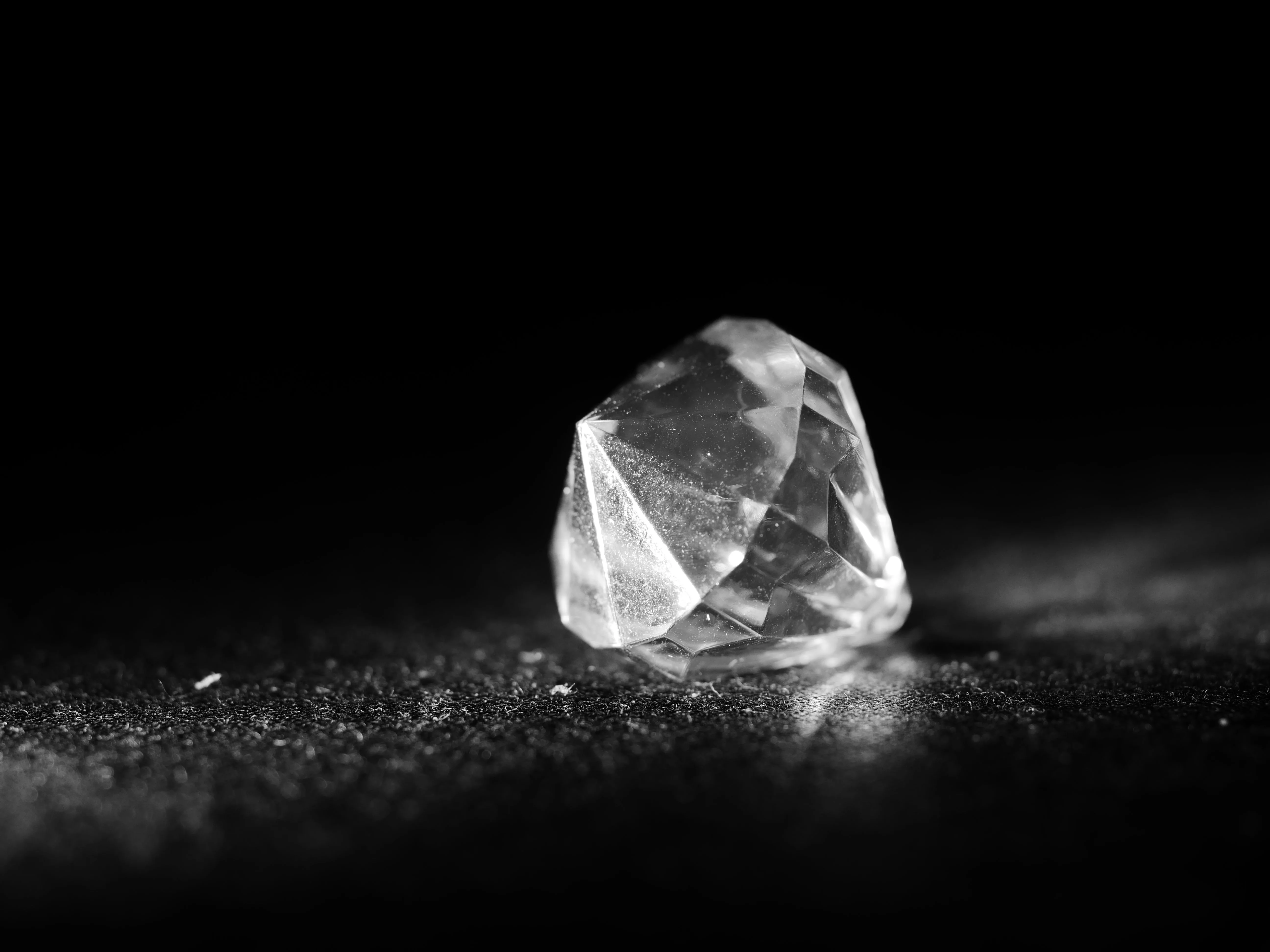 Natural Loose Diamonds and What Buyers Should Know Before Choosing One