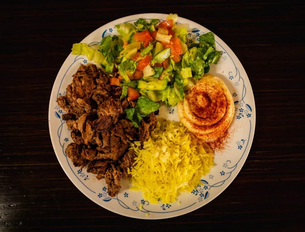 Chicken Shawarma Near Me: A Flavorful Mediterranean Favorite