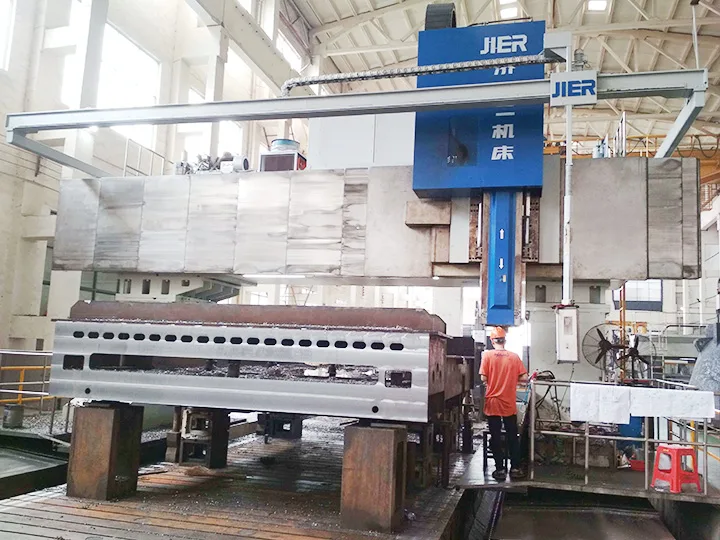 Large-Part Machining: Floor-Type Boring And Milling Strategies