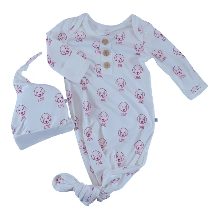 Why Bamboo? 7 Reasons Your Newborn Will Love These Soft, Stretchy Baby Outfits