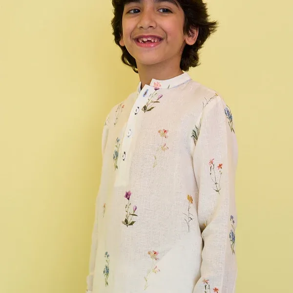 Boys' Linen Kurta: What Makes It the Right Choice for Festive Occasions