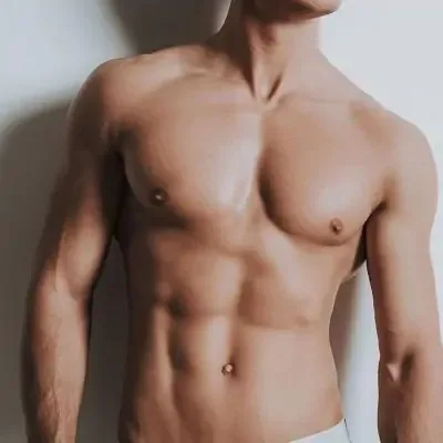 Male Breast Reduction: Causes, Treatment Options, Recovery and What to Expect