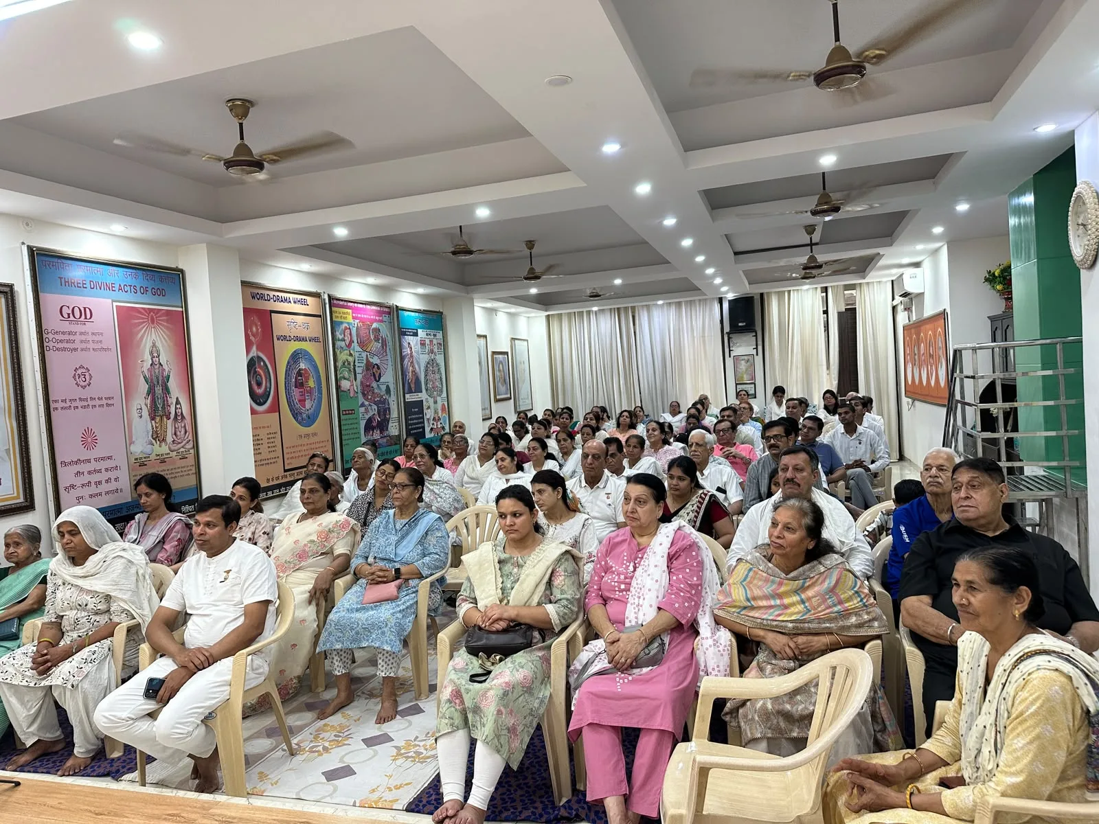 Benefits of Meditation Classes for DLF Phase 1, Gurugram Residents