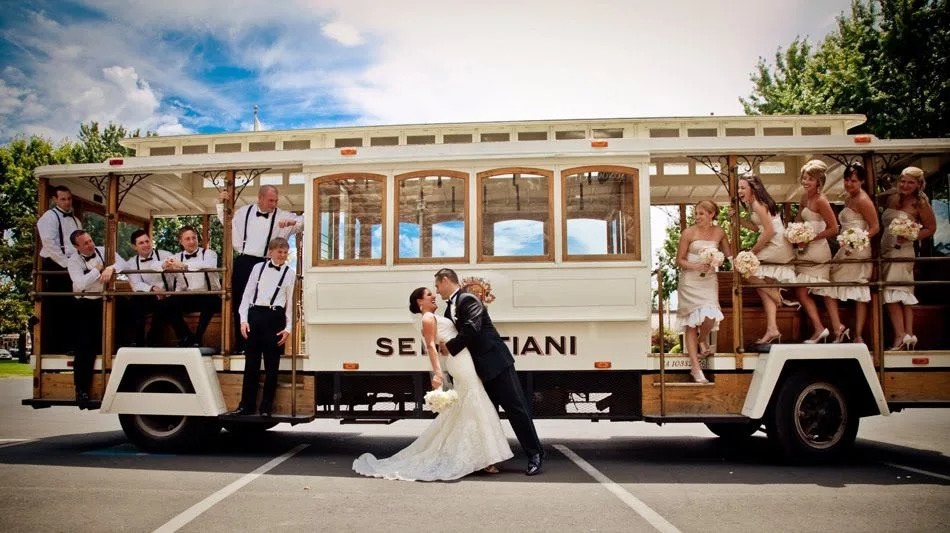 How to Choose Transport for Your Wedding Day