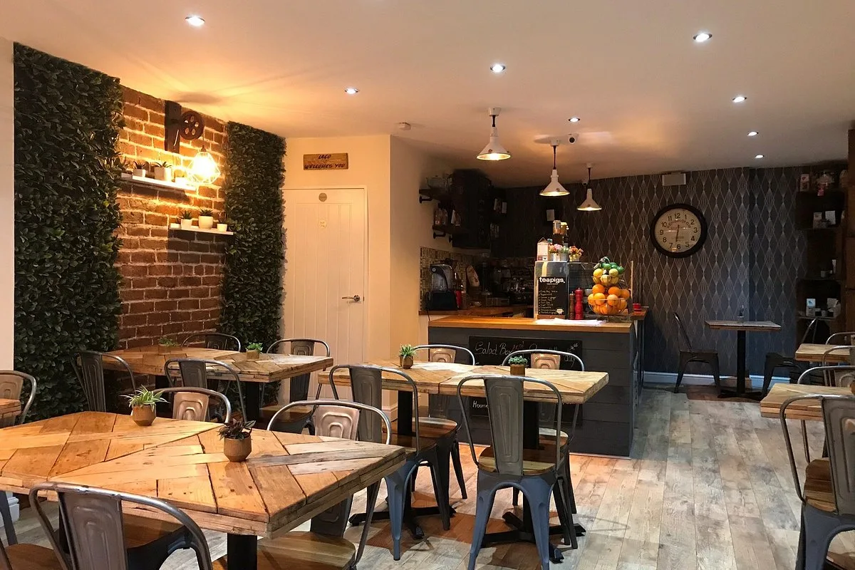 Food Spots in Stockport: A Guide for Visitors