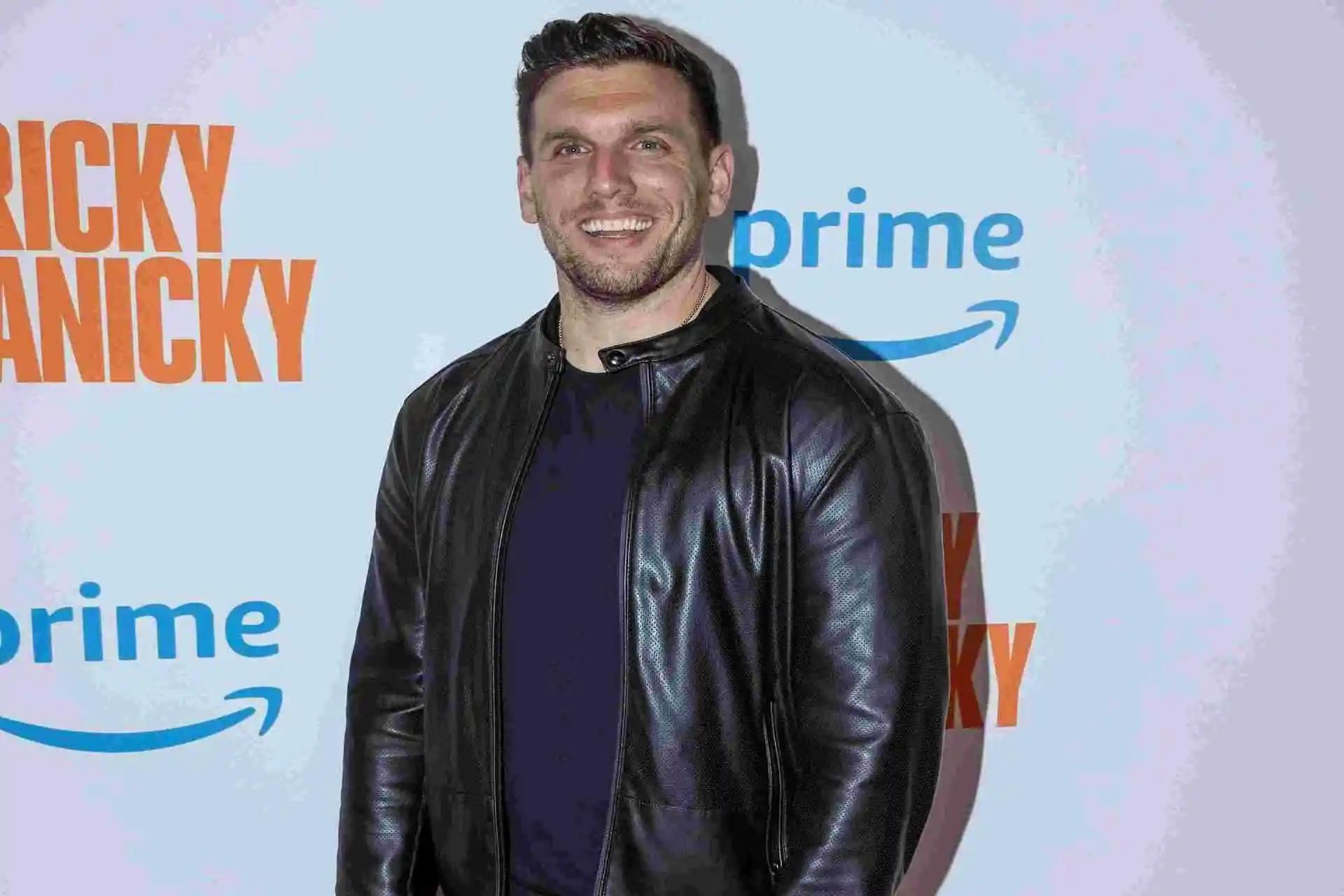 Chris DiStefano Net Worth : A Comprehensive Look at the Comedian’s Wealth and Career Success