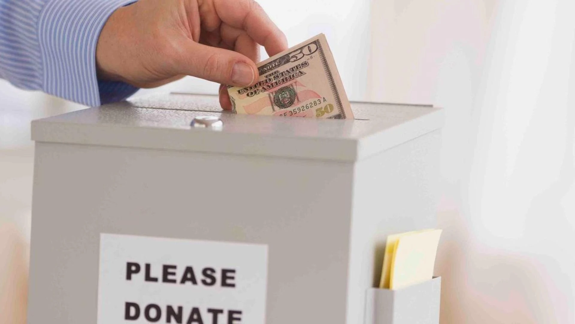 How to Distribute Zakat al-Fitr?