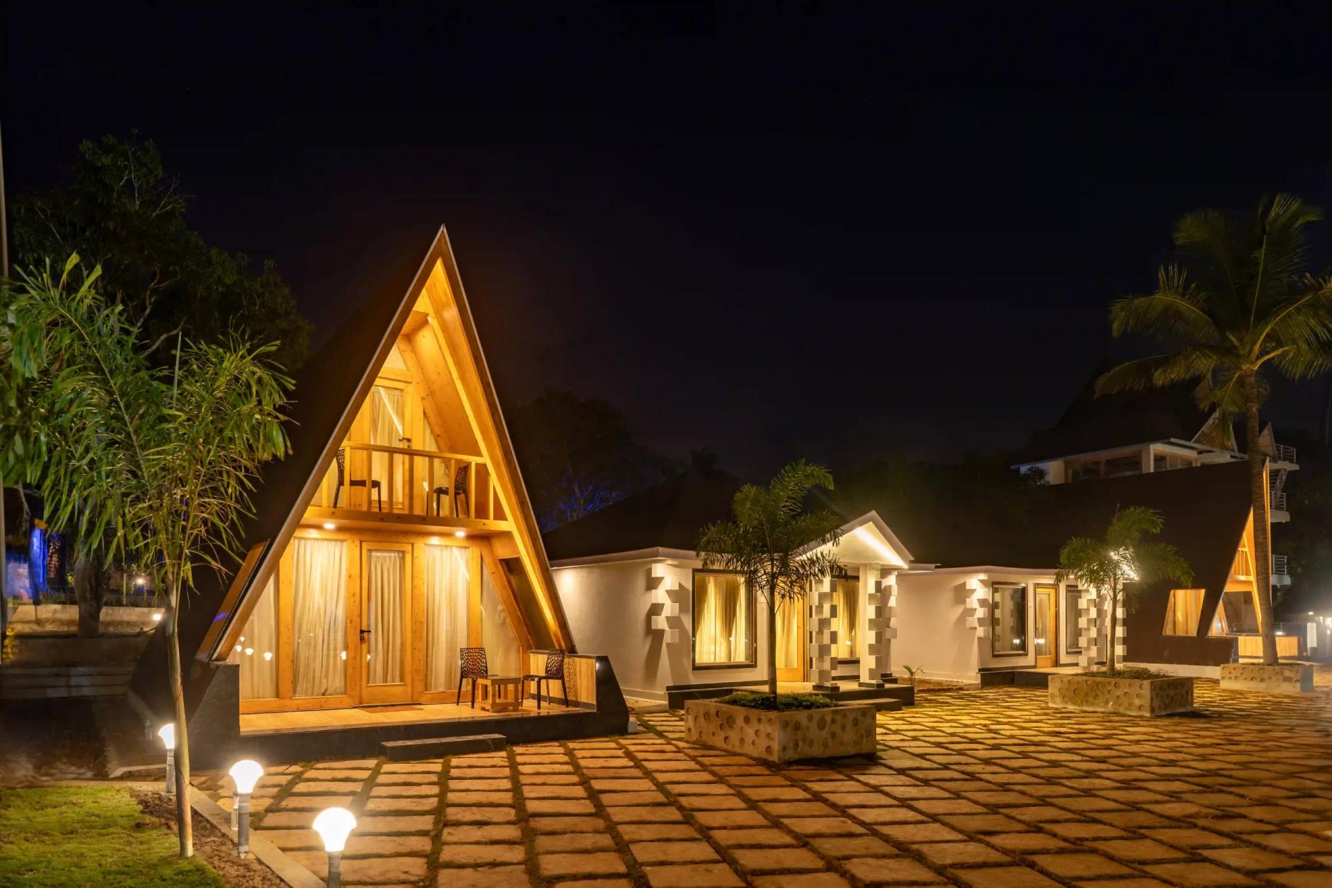 Which is the most visited place in Karnataka?