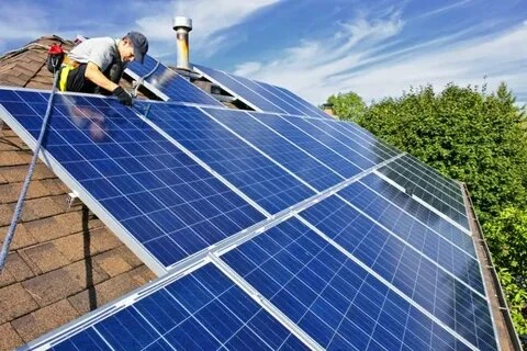 Solar-Powered Gadgets That Make Everyday Life More Sustainable
