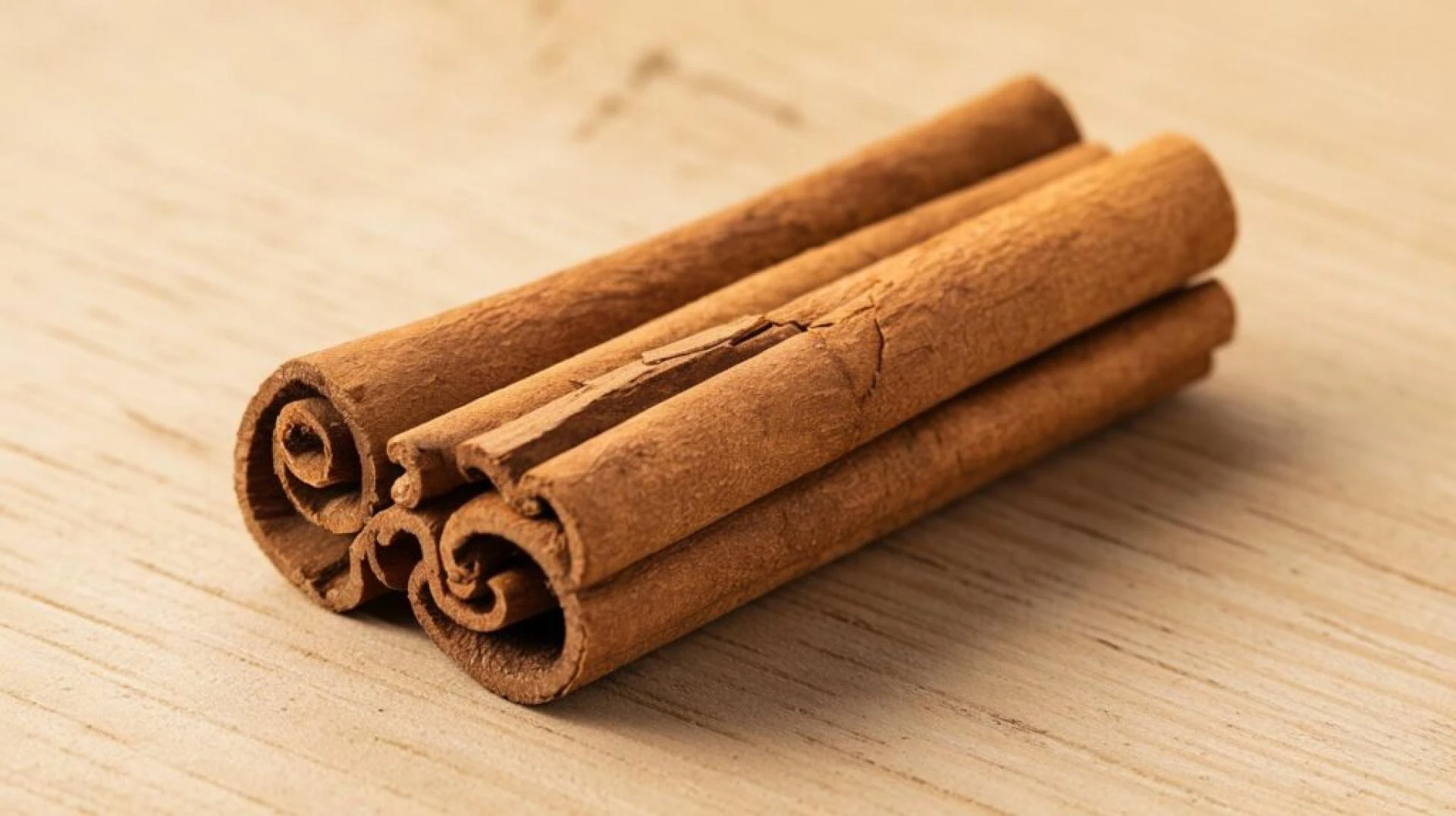 Cinnamon in a Low FODMAP Diet: Benefits and Considerations