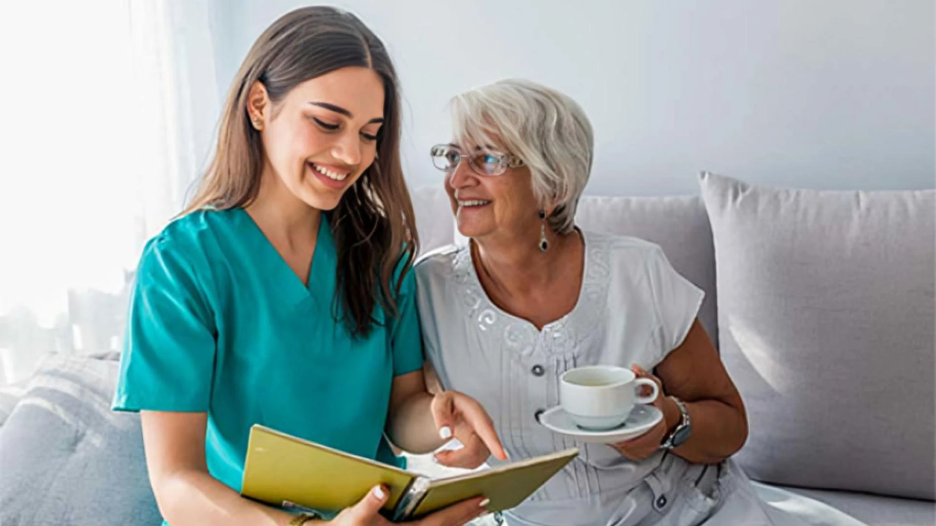 The Benefits of Choosing Local Etobicoke Home Care