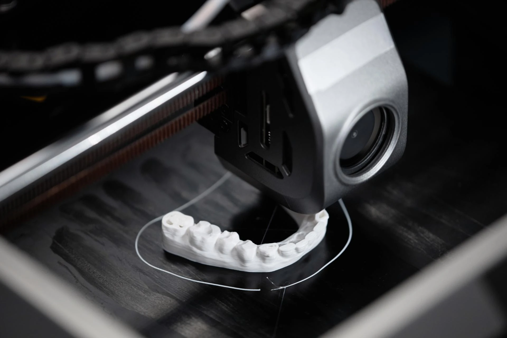 From AI to 3D Printing: How Technology is Transforming Dental Care